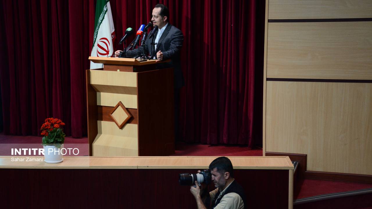 مراسم تقدیر از خادمان سلامت نوروزی
